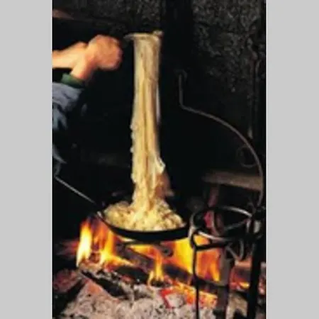 Joli A Murat Proche Du Lioran Cantal * Murat (Cantal)